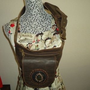 TERUPATI BALAJI EXPOAHOUS HAND MADE LEATHER GOODS Belt Bag